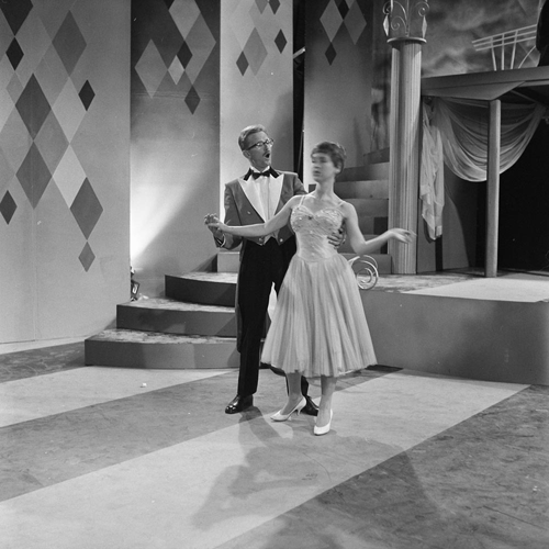 Bestand:FTA001005924 012 con.png