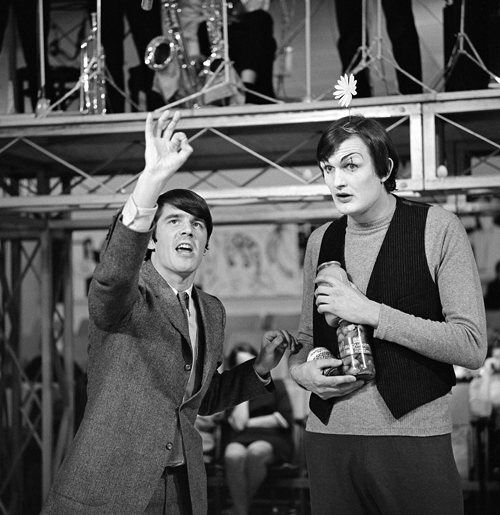 Bestand:68146111-49 pos.png