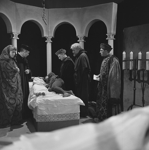 Bestand:FTA001004095 014 con.png