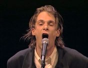 Hans Teeuwen hard en zielig.jpg