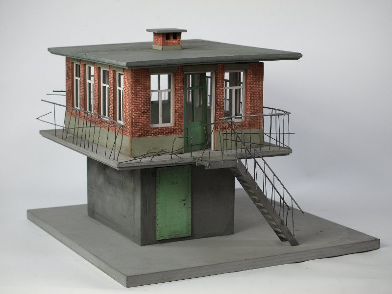 Bestand:De man uit Londen maquette 1.jpeg