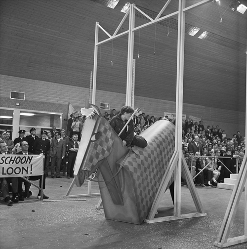 Bestand:FTA001010582 015 con.png