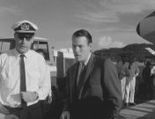 Bestand:Nelson a. Rockefeller in Nederlands Nieuw-Guinea.jpg