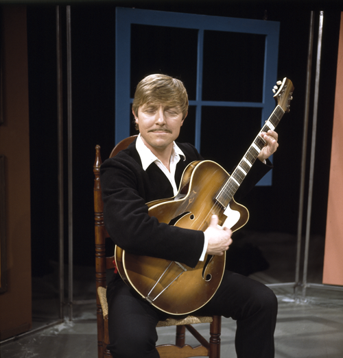 Bestand:721062D-1 pos.png