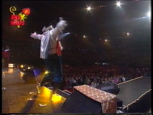 Muziekpiet crowdsurfing