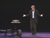 Kees van Kooten hoofdleest zich autobio.jpg