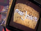 Ouwe jongens (2000) titel.jpg