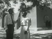 Morgen is het zondag.jpg