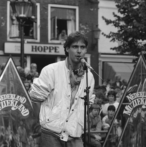 Bestand:FTA001001353 008 con.png