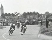 Motorliefde, van administratie tot acceleratie.jpg