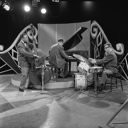 Bestand:FTA001052710 010 con.png