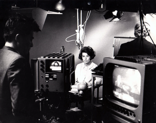 Bestand:Alice Oppenheim 5.png