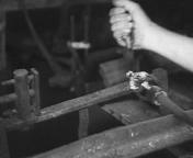 Bezige handen (1938)2.jpg