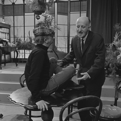 Bestand:FTA001007496 007 con.png