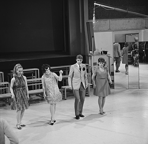 Bestand:FTA001010331 009 con.png