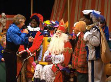 Bestand:Bassie en Adriaan voorkant.jpg