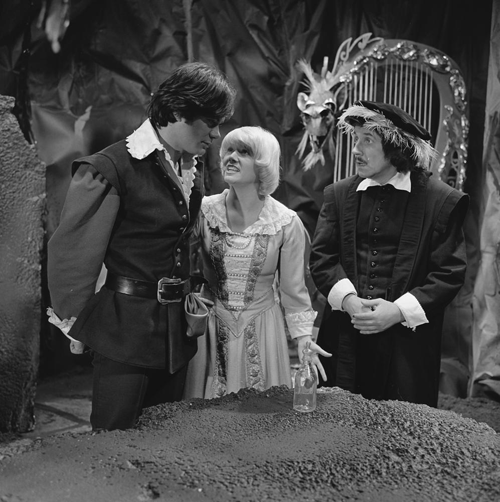 Bestand:FTA001019813 009 con.png