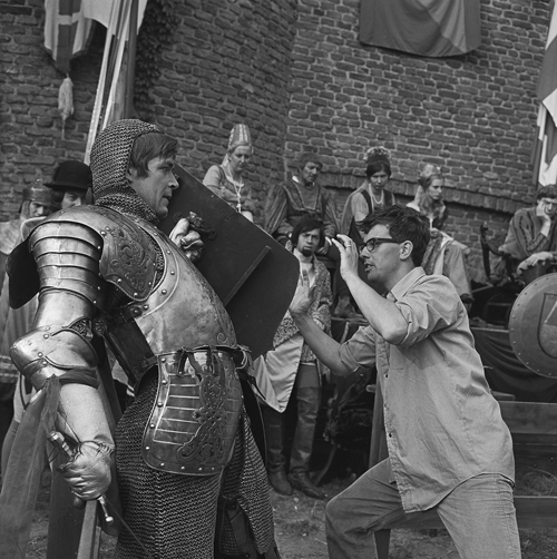 Bestand:FTA001009807 018 con.png