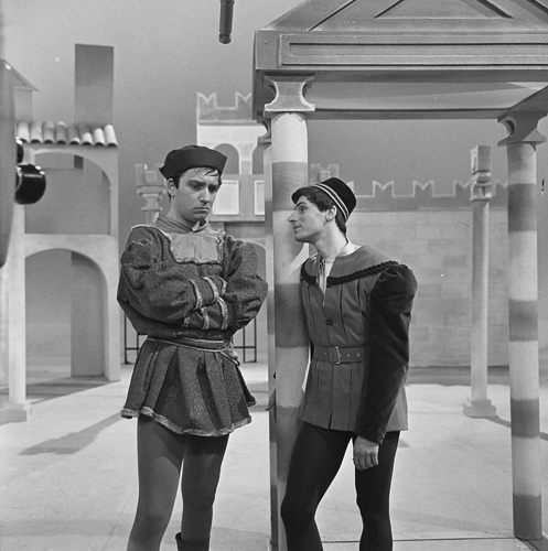 Bestand:FTA001004089 007 con.png