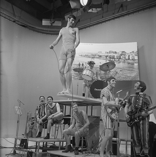 Bestand:FTA001008982 019 con.png