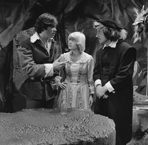 Bestand:FTA001019813 008 con.png