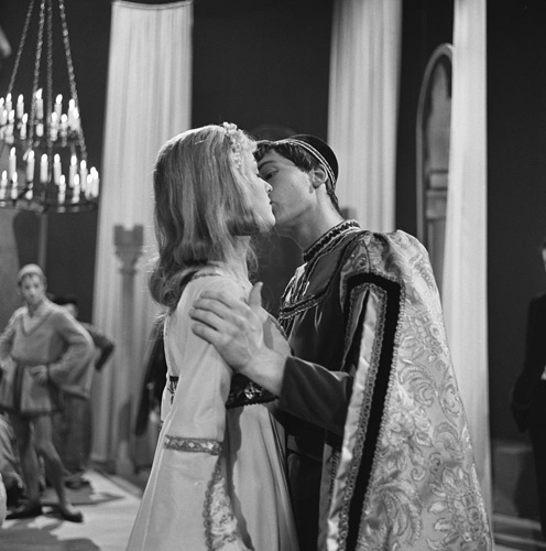 Bestand:FTA001004094 011 con.png