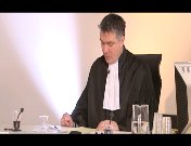 Voor de rechter (2009).jpg