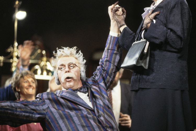 Bestand:FTA001054351 004 arc.png