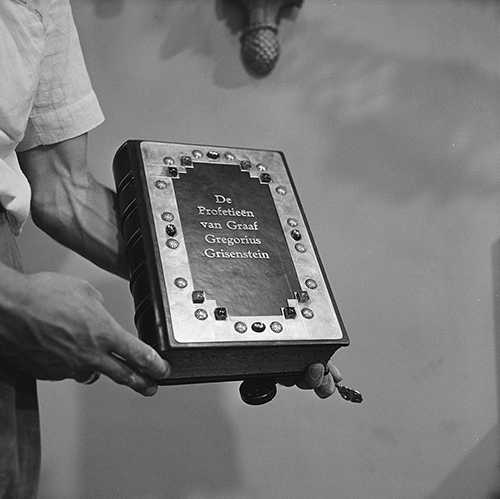 Bestand:FTA001012298 010 con.png