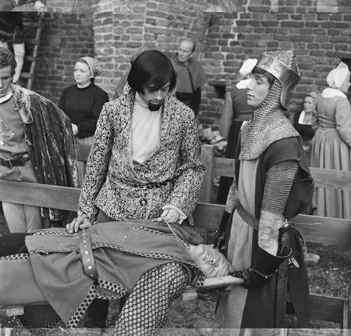 Bestand:FTA001010157 023 con.png