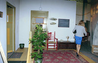 891181-kb10-2 pos.png