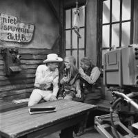 FTA001006970 002 con.jpg