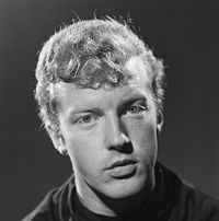 FTA001004792 010 con.jpg