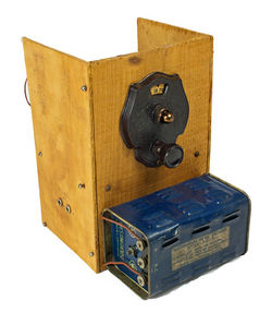 2271 VHF generator 7711.jpg