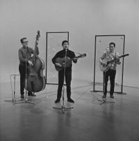 FTA001008144 001 con.jpg